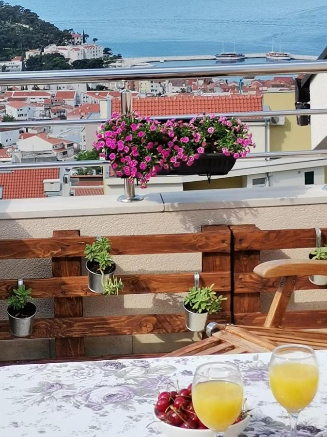 Pavlinovic * Makarska