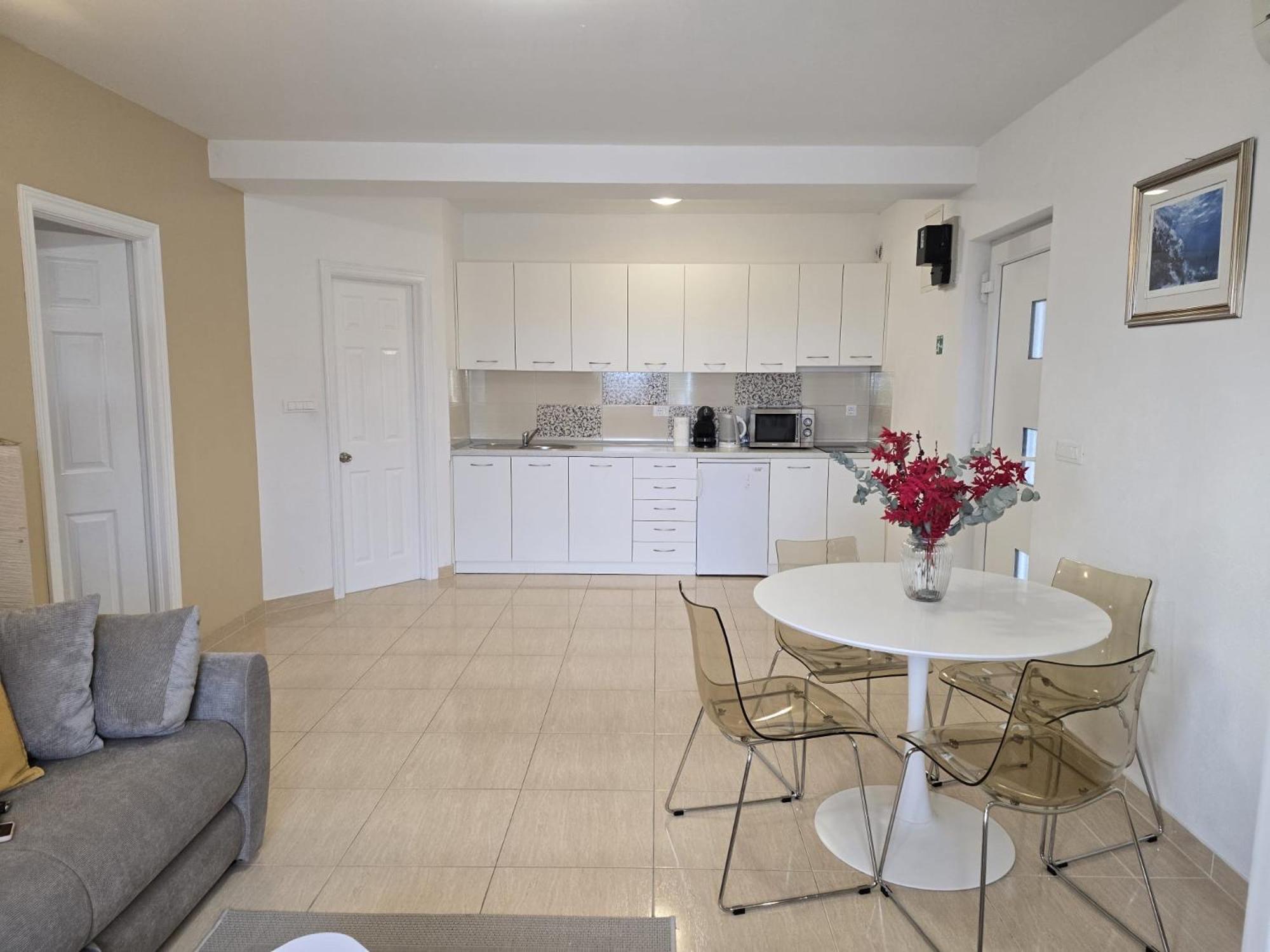 Apartment Pavlinovic *
