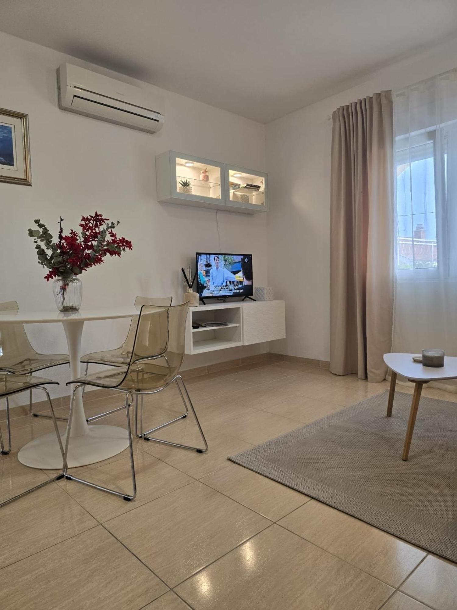 Apartment Pavlinovic Makarska
