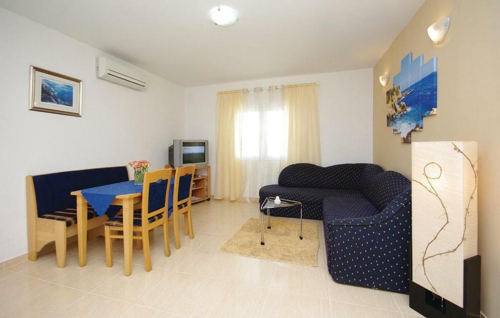 Apartment Pavlinovic