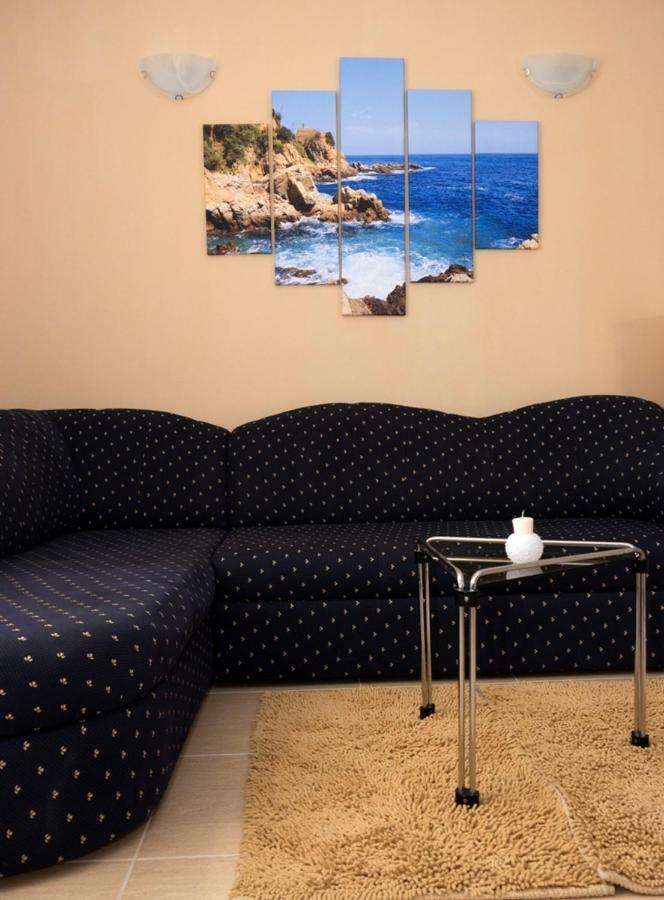 Pavlinovic Apartment *
