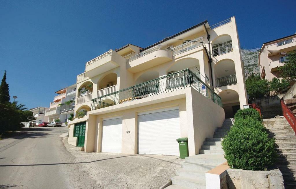 Apartment Pavlinovic *